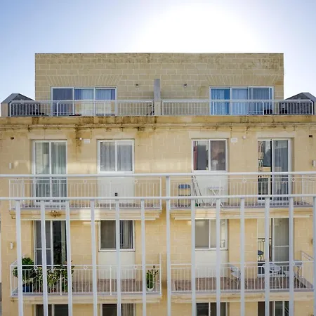 5th Floor Brand New Apt, With Prvt Balcony & Wifi By 360 Estates *