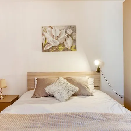 Apartmán 5th Floor Brand New Apt, With Prvt Balcony & Wifi By 360 Estates *